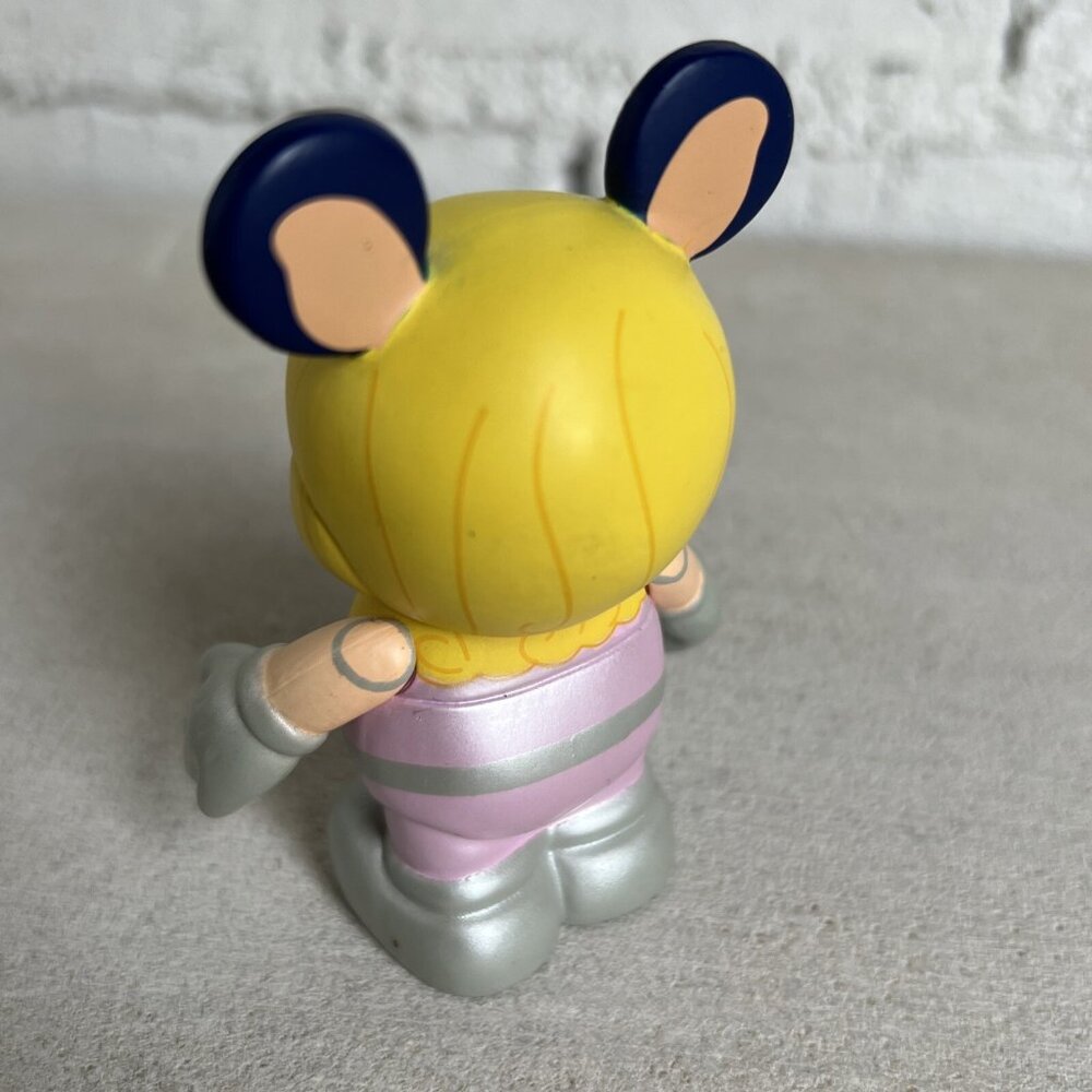 DISNEY VINYLMATION Muppets Series 2 Pigs in Space First Mate Piggy 3" Figurine - Picture 3 of 8